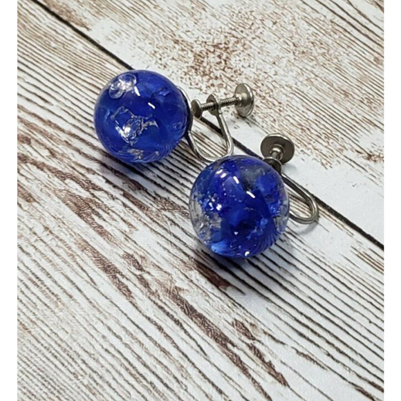 Vintage Screw On Earrings - Stunning Cracked Glass Style Blue Ball Shape - Picture 1 of 4